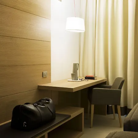 호텔 Hsm San Martino 가르바냐테 모나스테로