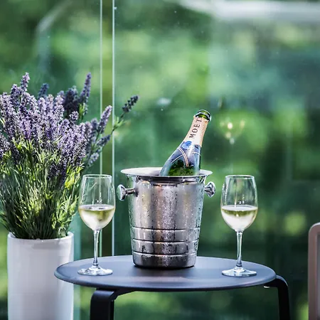 Hsm San Martino 가르바냐테 모나스테로