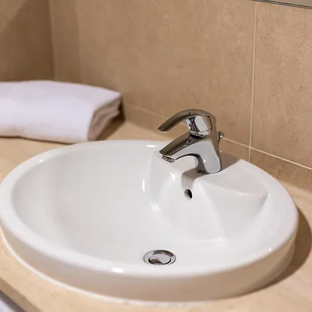 Hsm San Martino 3* 가르바냐테 모나스테로